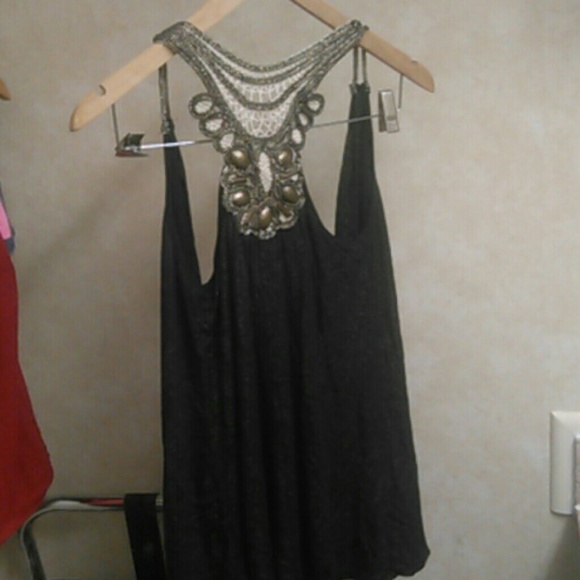 Tank - Picture 2 of 3