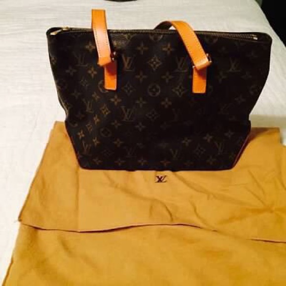 SOLD. Authentic Louis Vuitton monogram cabas piano