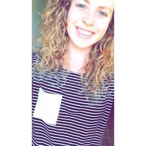 Meet your Posher, Cassandra