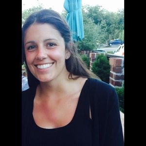 Meet your Posher, Courtney