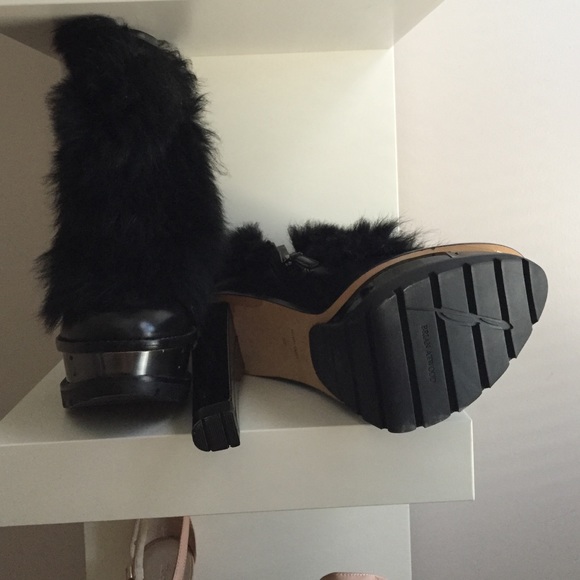 *Sold on eBay *Brian Atwood Fur Booties size 41 - Picture 4 of 4
