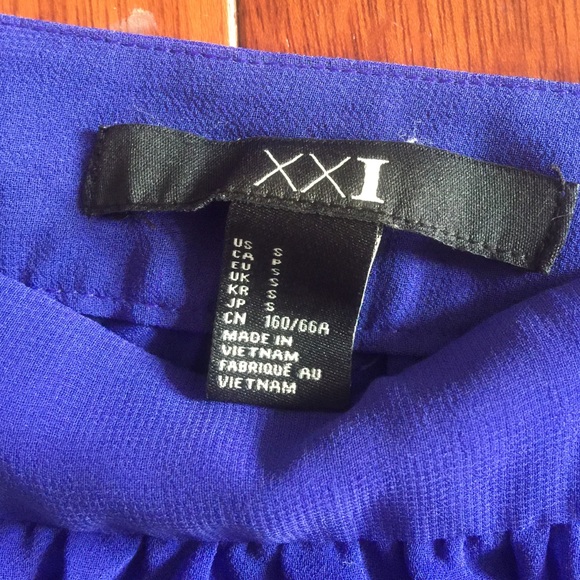 Forever 21 high low skirt - Picture 2 of 2