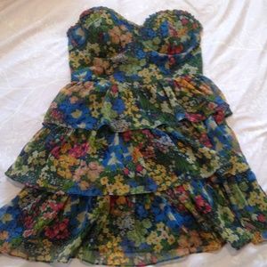 Multicolor flower dress with ruffles 😊