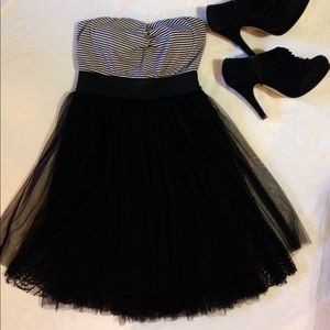 Little black dress.