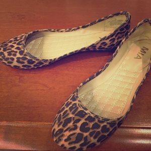 Animal print ballet flats
