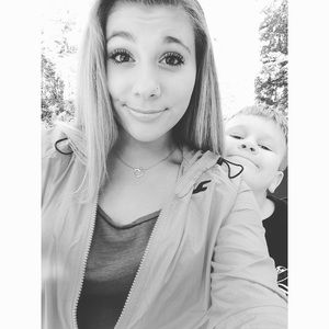 Meet your Posher, Victoria