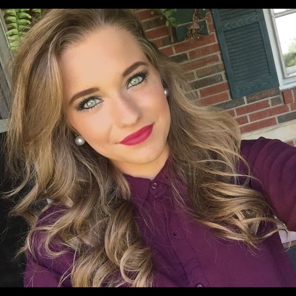 Meet your Posher, Marlee - Picture 1 of 1