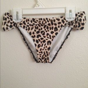 🚫Hold🚫Pink Victoria's Secret bottoms