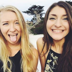 Meet your Posher, Hala