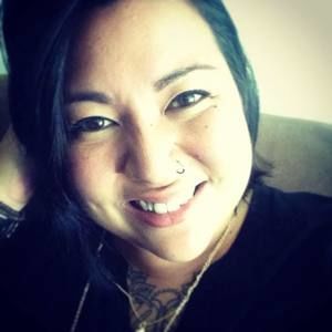 Meet your Posher, Deena