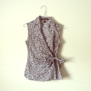 Leopard print tie to the side tank