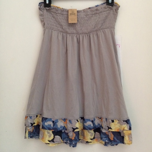 Dress - Picture 2 of 2