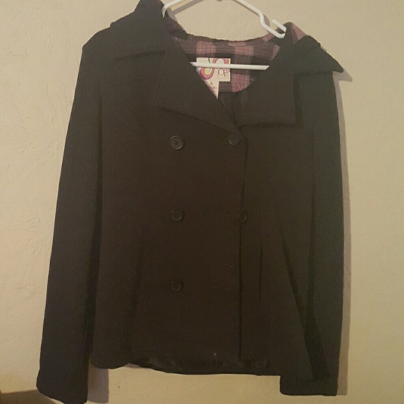 FLASH SALE! Short peacock coat