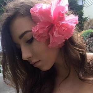 Meet your Posher, Charlotte