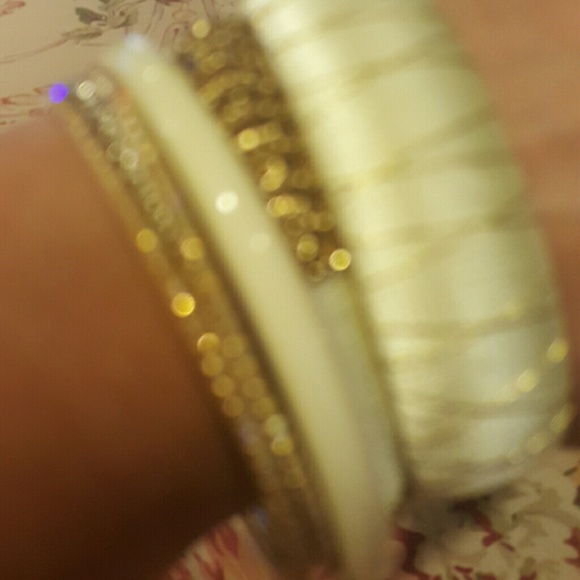 Bangels - Picture 3 of 3