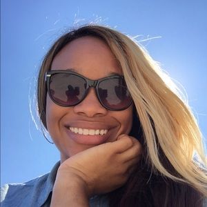 Meet your Posher, Candice