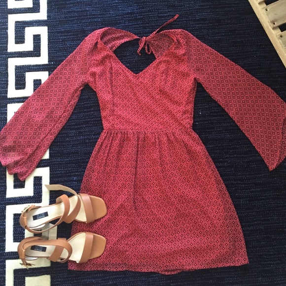 Hollister Dresses & Skirts - Red dress with open back. Perfect condition