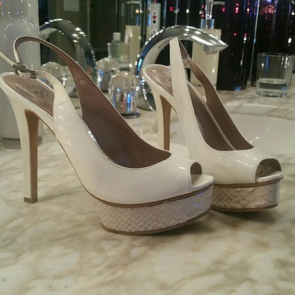 Stunning  white Vince Camuto heels