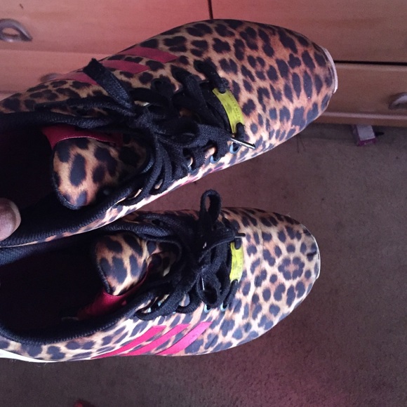 Shoes - Picture 2 of 3