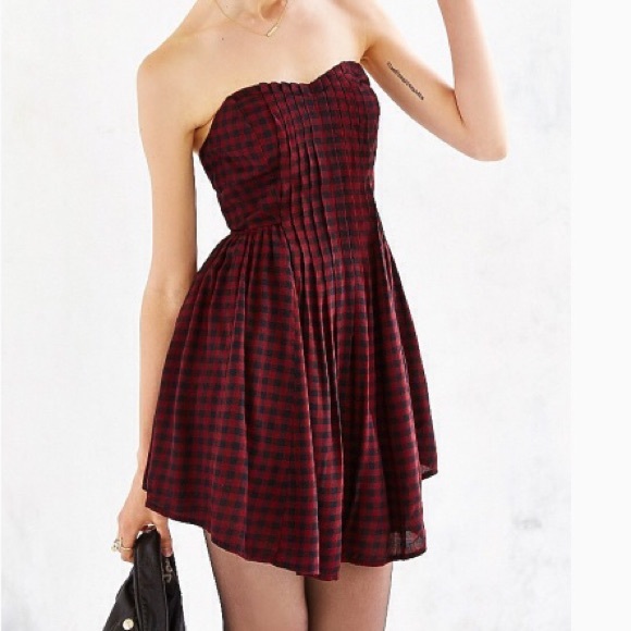 Pintuck-Pleat Strapless Dress