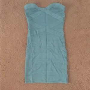 Blue bodycon strapless dress