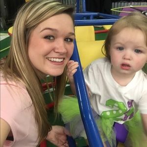 Meet your Posher, Brittney