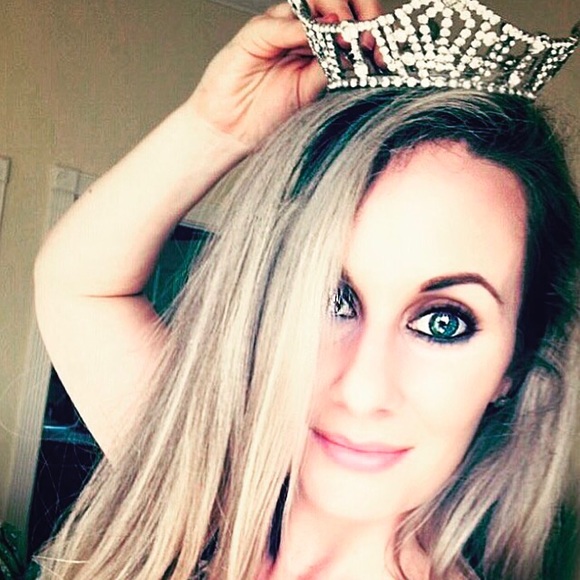 Meet your Posher!! - Picture 5 of 7