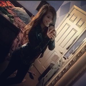 Meet your Posher, Kaitlyn