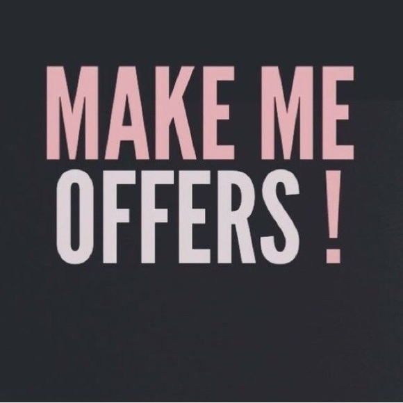 MAKE ME OFFERS!!! 😁💁🏽