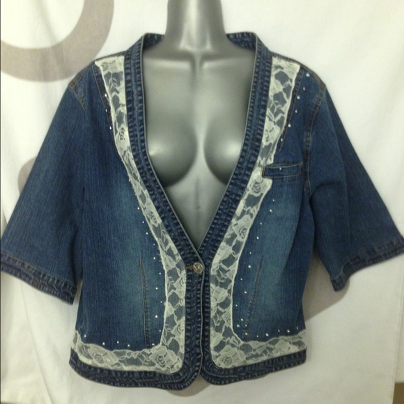 Lace jacket and pants with sparkling silver studs