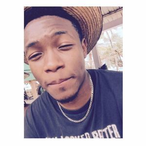 Meet your Posher, Johnlee