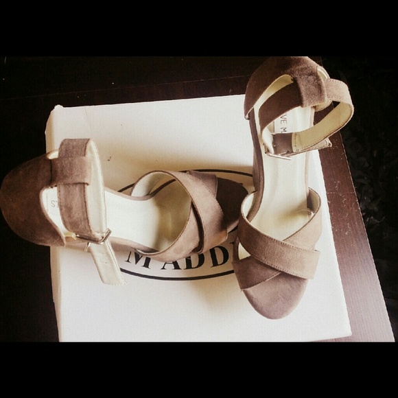 Steve Madden 'Marilynn' Taupe Platform Wedge