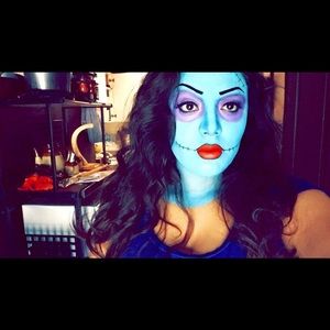 Meet your Posher, Angie