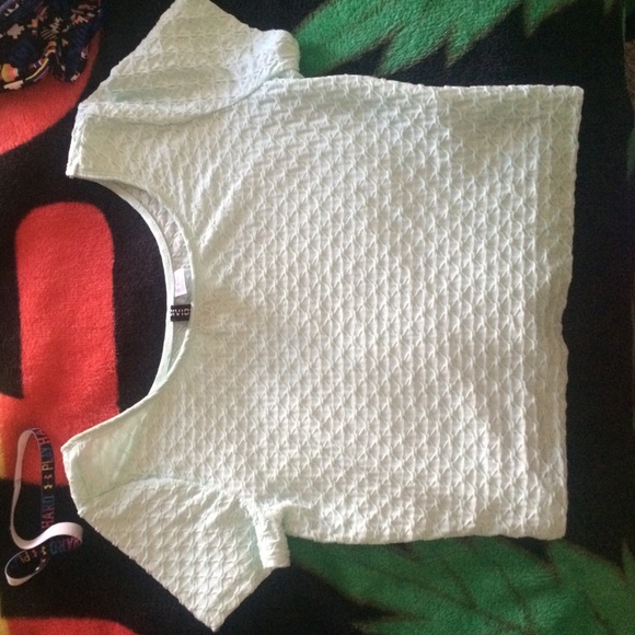 crop top