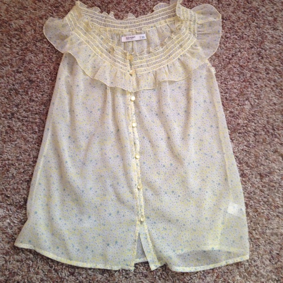 Adorable sheer top!!