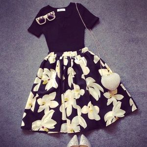 D&G Style skirt, Good for cold weather!!