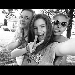 Meet your Posher, Violet