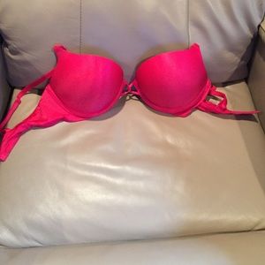 Victoria secret bombshell bra