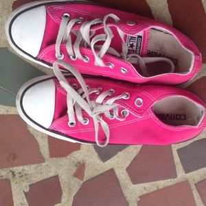 🚫Pink all star converse SOLD