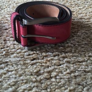 Jetty Red Vineyard Vines Belt