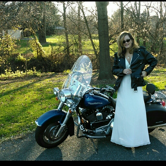 Meet your Posher, Colleen - Picture 2 of 2