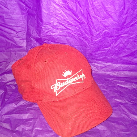 Budweiser 6-panel baseball cap.