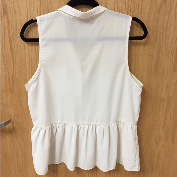 American Eagle peplum top - Picture 3 of 3