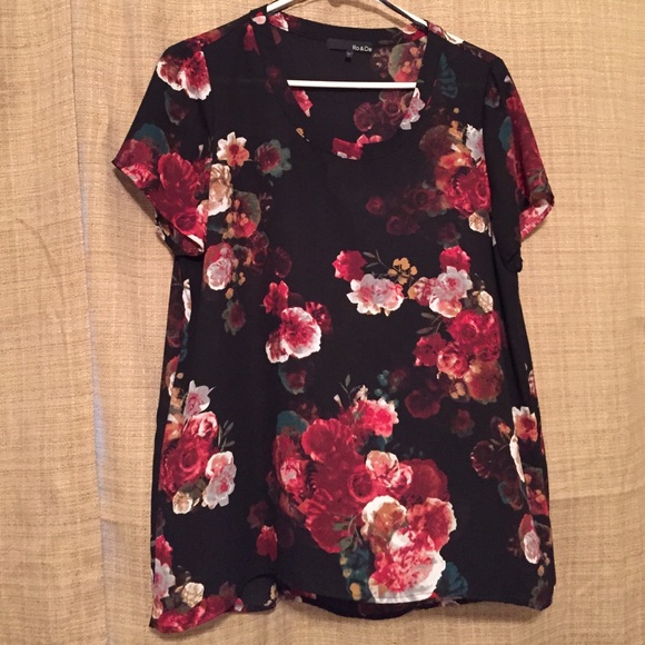 Floral top