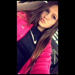 Meet your Posher, Ronnee