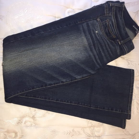 Light wash jeans