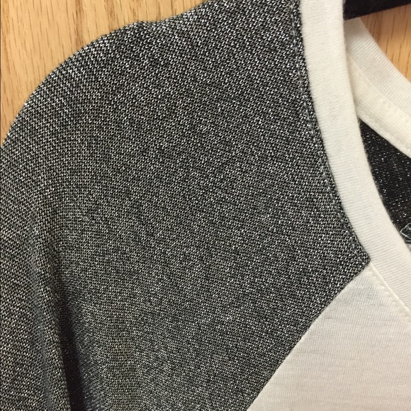 American Eagle baseball tee - Picture 2 of 3