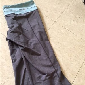 Lululemon crops!