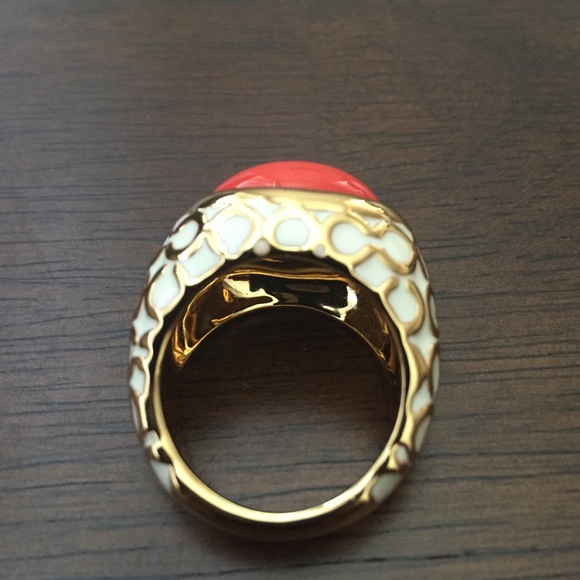 Coach ring - Picture 2 of 3