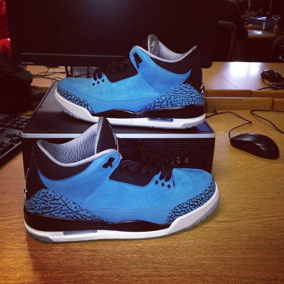 Powder blue 3 - Picture 2 of 2